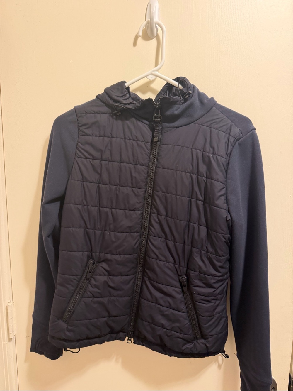 Athleta Quilted Hooded Jacket in black